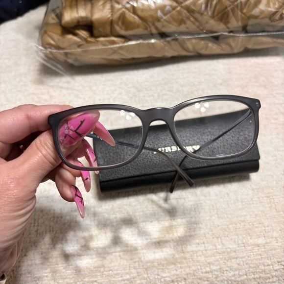Burberry frames with origami case - Picture 5 of 8